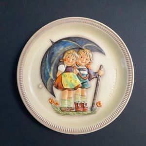 Goebel First Edition M.J. Hummel Anniversary Plate “Stormy Weather” 1975